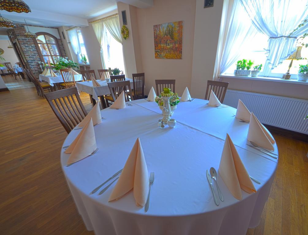 Dworek Katarzynki Kobylnica  Bagian luar foto